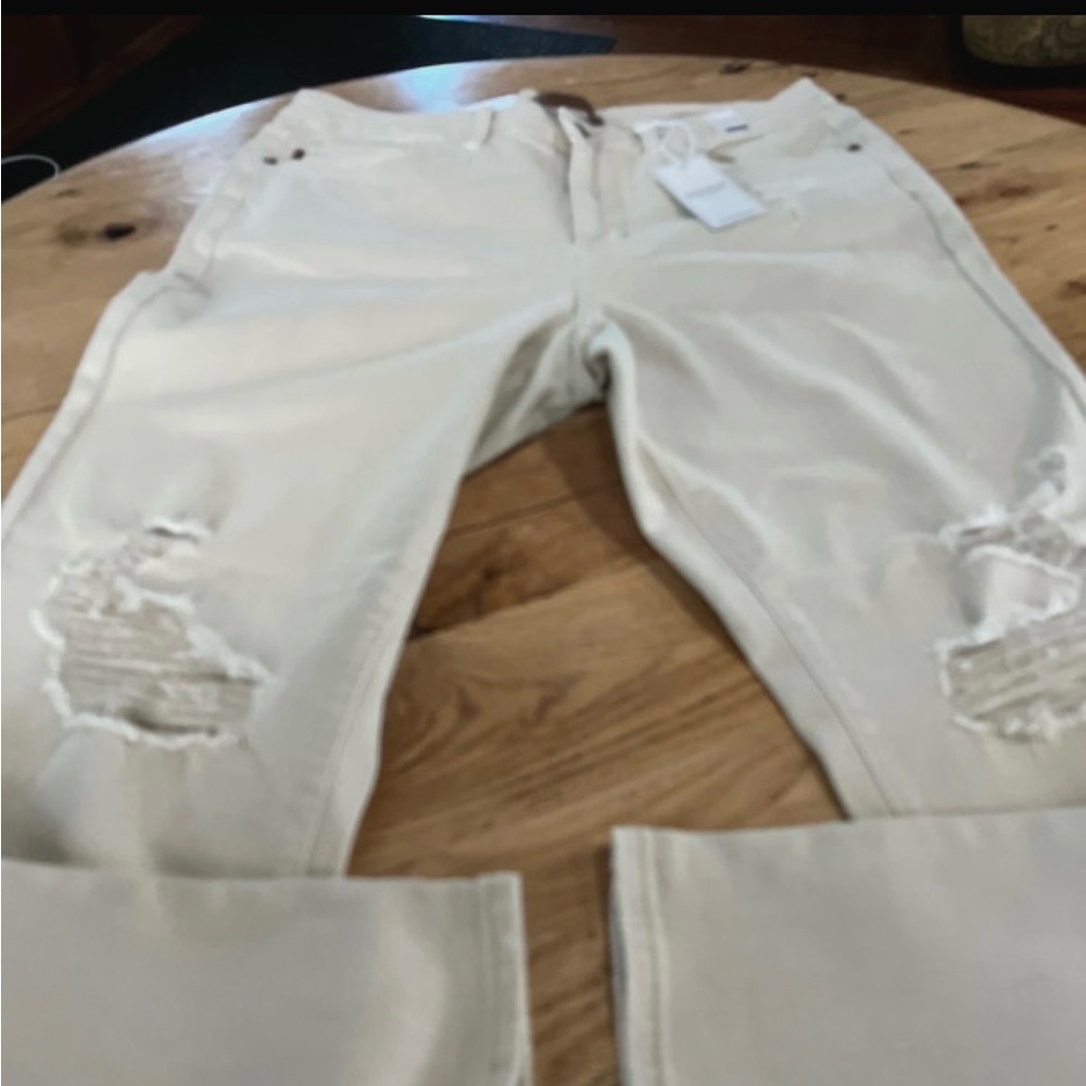 18W Judy Blue Distressed Cream wide leg